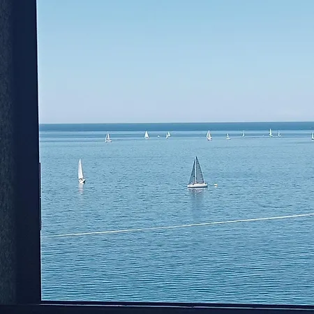 Apartment La Petronilla