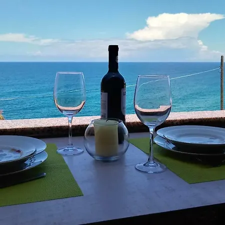 La Petronilla كاستيلساردو