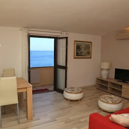 Apartment La Petronilla *